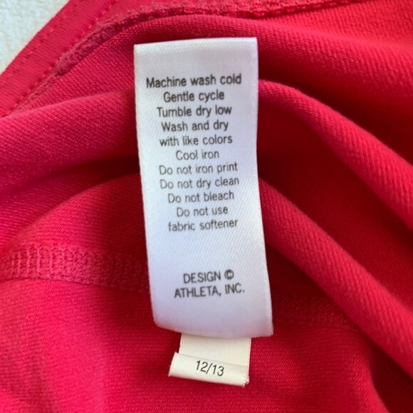 Athleta Bright Pink Mid-Rise Capri Length Leggings Size S - Picture 7 of 10